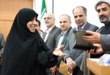 گزارش تصویری از مراسم تقدیر از کارمند نمونه در دانشگاه صنعتی شاهرود